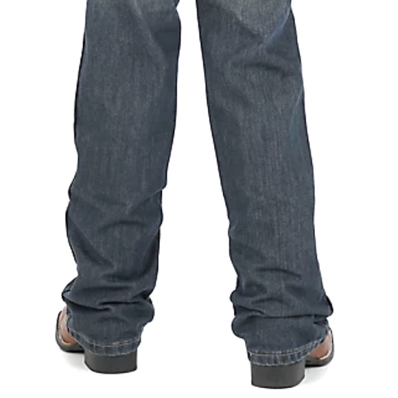 (SOLD) BOY'S WRANGLER RETRO® Relaxed BOOTCUT JEAN, Blue, Size 18 - Picture 2 of 16